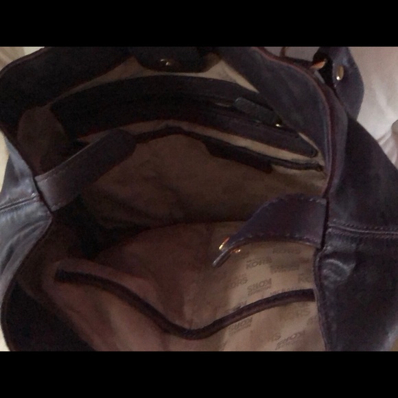 Handbag - Picture 6 of 7